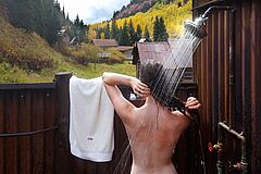 Echo Cabin Outdoor Shower Dunton Hot Springs