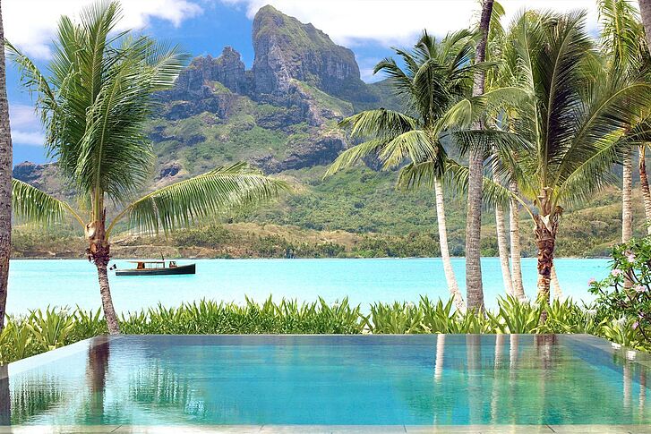 Infinity Pool Four Seasons Resort Bora Bora