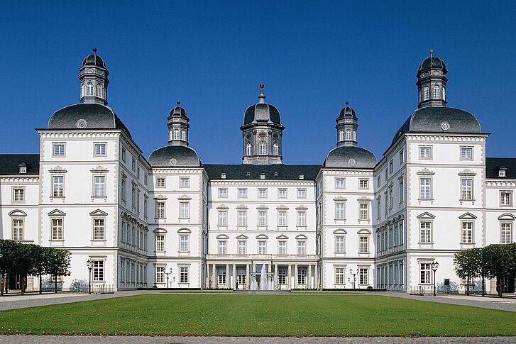 Althoff Grandhotel Schloss Bensberg Vollansicht