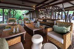 Lounge Kings Pool