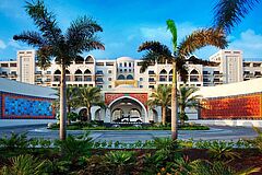 Front Entrance Jumeirah Zabeel Saray