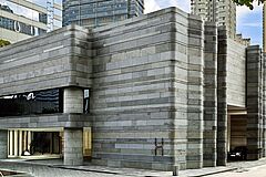 The Upper House - Herzlich Willkommen Herzlich Willkommen - The Upper House