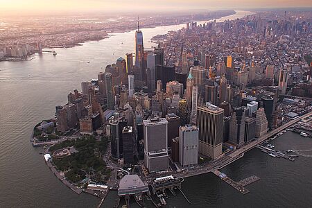 Day 6 | Private Transfer zum Flughafen Ihr privater Chauffeur holt Sie direkt am Hotel ab und fährt Sie zum Flughafen.