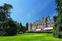 Vollansicht Schlosshotel Kronberg