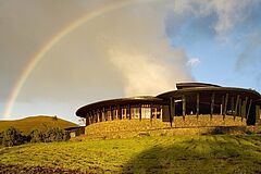 Rainbow explora RAPA NUI