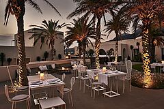 Thema Restaurant Sikelia Luxury Retreat