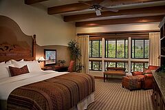 Luxury Bedroom Canyon Ranch