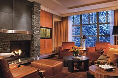 Lounge Four Seasons Whistler