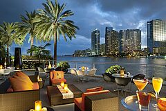 Cafe Mandarin Oriental Miami