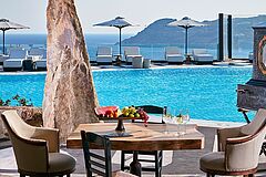 Restaurant Pool Royal Myconian