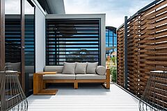Luxury Deck Saffire Freycinet