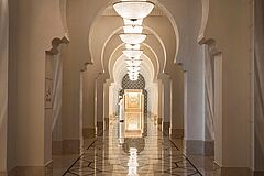 Hallway Four Seasons Dubai at Jumeirah Beach 