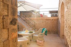 Spanien Mallorca Cap Rocat Terrassenmöbel