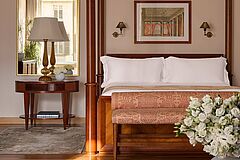 Mailand Four Seasons Milano Italien Bett