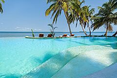 Infinity Pool Calala Island