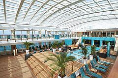 MS Europa 2 Poolarea