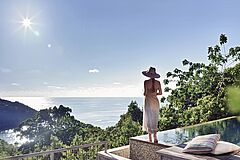 Pool Frau 3 Four Seasons Resort Seychelles