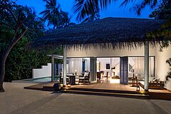 Beach Villa Exterior Night Raffles Maldives Meradhoo