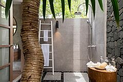 Jacuzzi Pool Suite Outdoor Shower The Sarojin