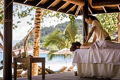 Massage 2 Four Seasons Resort Seychelles