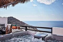 Whirlpool Myconian Utopia Resort