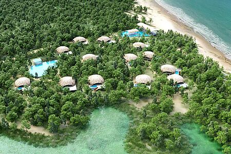 CHENA HUTS BY UGA ESCAPES Unberührte Natur, eine geschützte Tierwelt, kristallklares Meer, Ruhe, Intimsphäre und – Luxus. Das ist das Chena Huts der renommierten Gruppe Uga Escapes. Sanft wellt sich die sonnenschwere Dünenlandschaft dem Meer entgegen, beschattet von knorrigen Bäumen und durchwoben vom Duft der würzigen Natur.