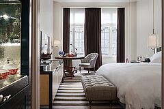 Deluxe Room UK Rosewood London