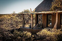 Hut Omaanda Lodge 