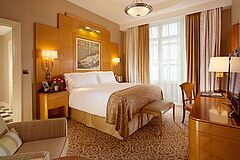 Deluxe Room UK London The Savoy