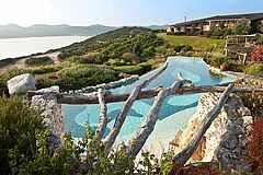 Holz Korsika U Capu Biancu Pool