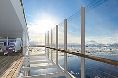 Wagen Sie sich auf den Gläsernen Balkon