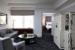 Wohnzimmer The Surrey
