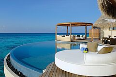 Pool W Maldives