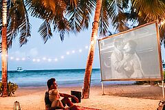 Cinema Raffles Maldives Meradhoo