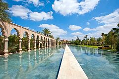 Pool Palais Namaskar