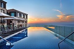 Pool The Setai Tel Aviv