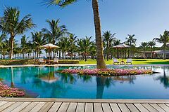 Lagoon Pool Al Bustan Palace