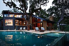 Abend Pretty Beach House