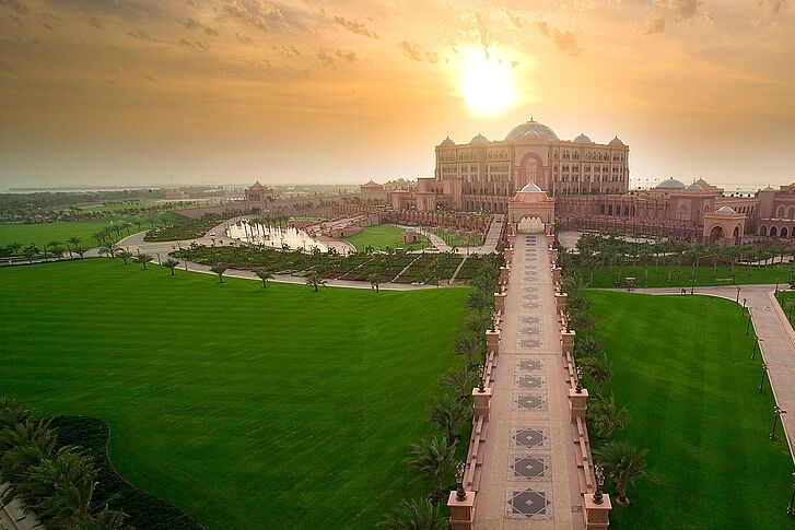 Sonnenuntergang Abu Dhabi Emirates Palace