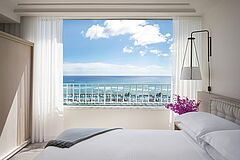 Ocean Front Suite The Modern Honolulu