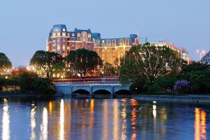 Exterior Mandarin Oriental Washington