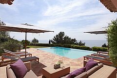 Pool Lounge St. Tropez La Reserve Ramatuelle Villas
