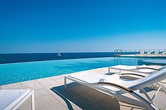 Eze-Bord de Mer Cap Estel Pool