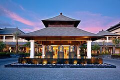 Eingang The St. Regis Resort Bali