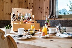 Fruehstueck Odles Lodge Dolomites