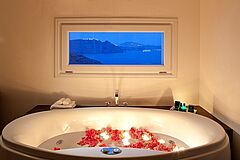 Santorin Canaves Oia Hotel Jacuzzi