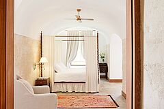 Spanien Mallorca Cap Rocat Himmelbett