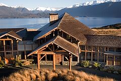 Exterior Fiordland Lodge