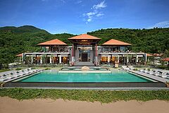 Pool Banyan Tree Lang Co