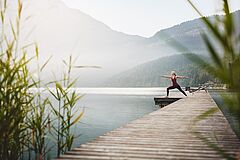 Yoga am Steg VIVAMAYR Altausee